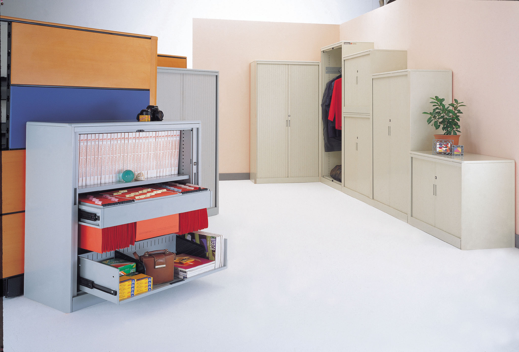 凱尊系列鋼質(zhì)文件柜